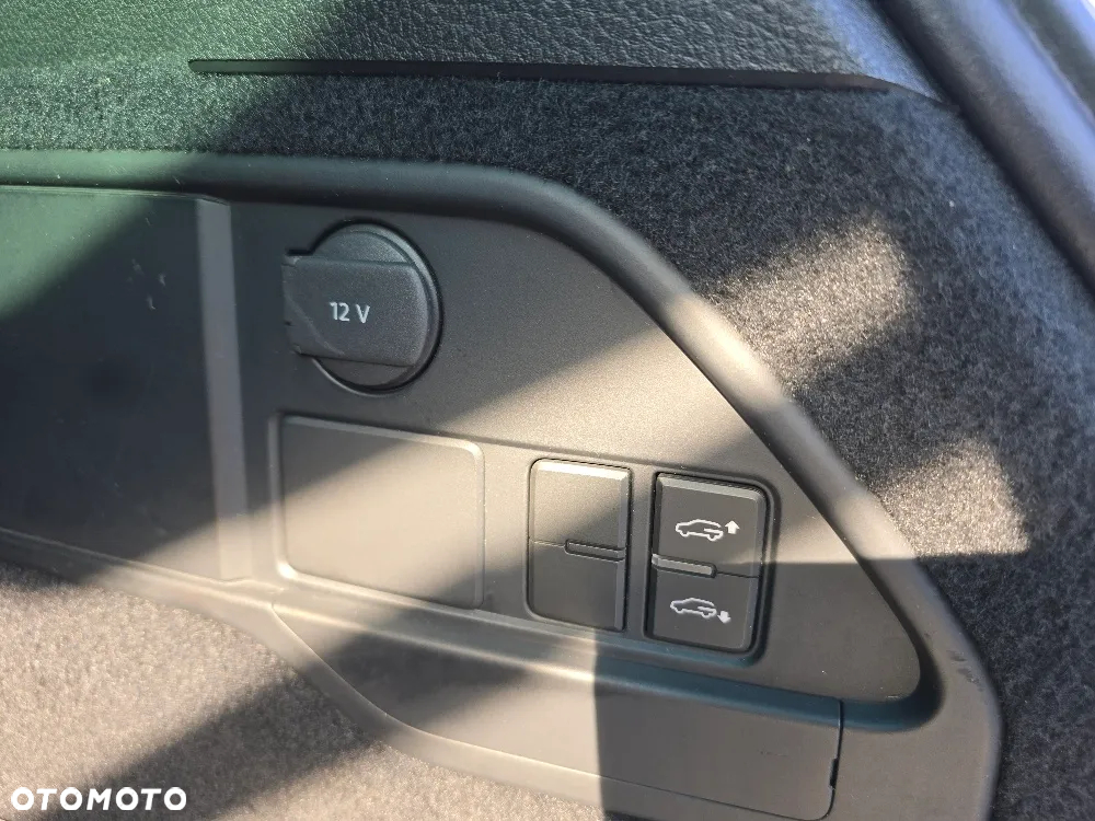 Volkswagen Touareg - 8