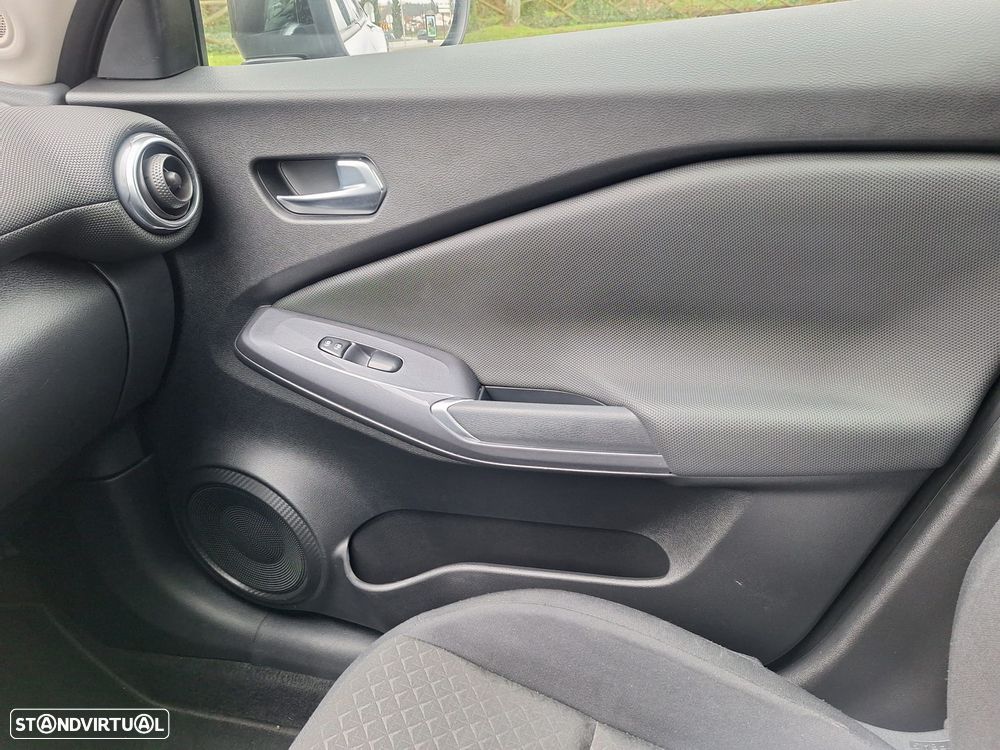 Nissan Juke 1.0 DIG-T N-Connecta NAV. DCT - 9