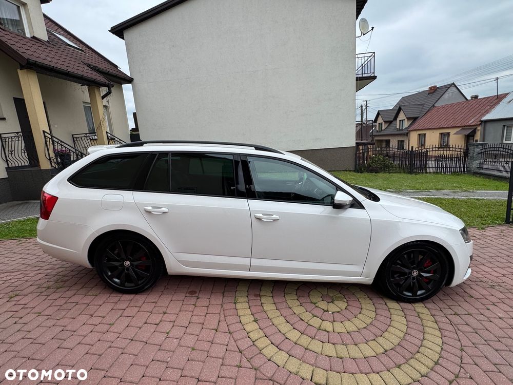 Skoda Octavia 2.0 TDI RS DSG - 6