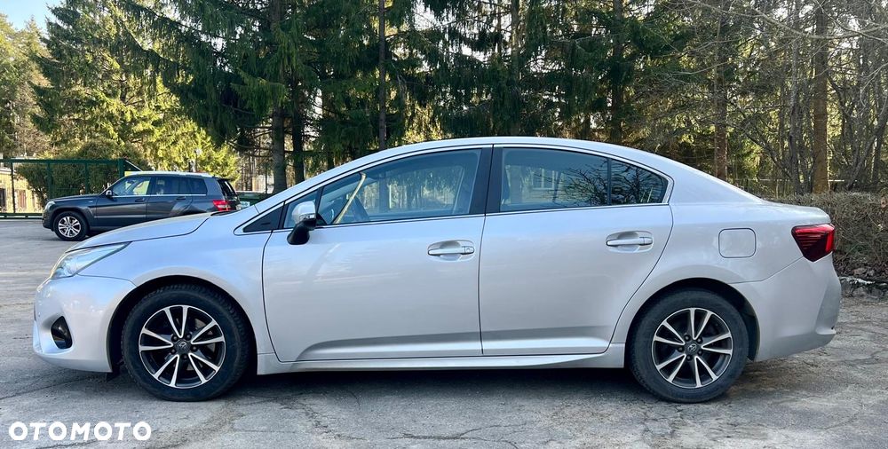 Toyota Avensis 2.0 Prestige MS - 2