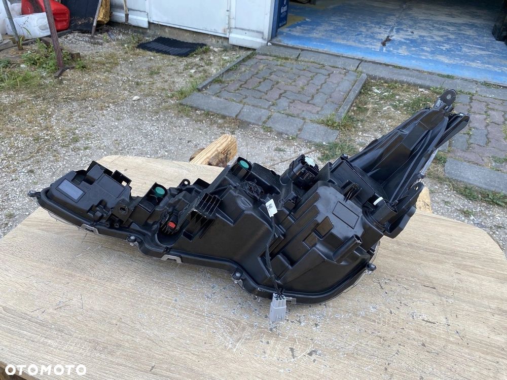 LAMPA PRZEDNIA PRAWA TOYOTA COROLLA E21 HB KOMBI FULL LED 81110-02S60 - 5