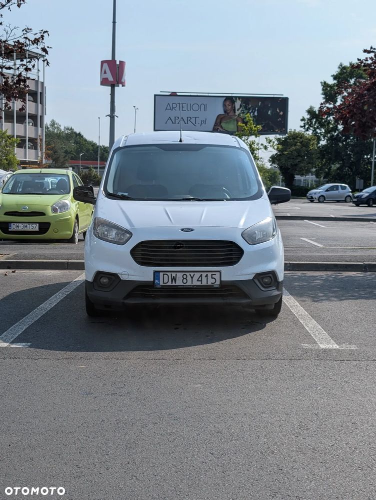Ford Transit Courier - 3