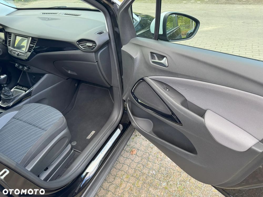 Opel Crossland X 1.2 T 120 Lat S&S - 29
