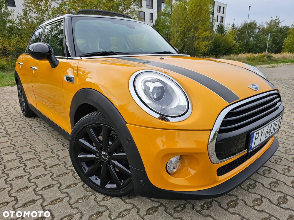 MINI Cooper Standard - 2