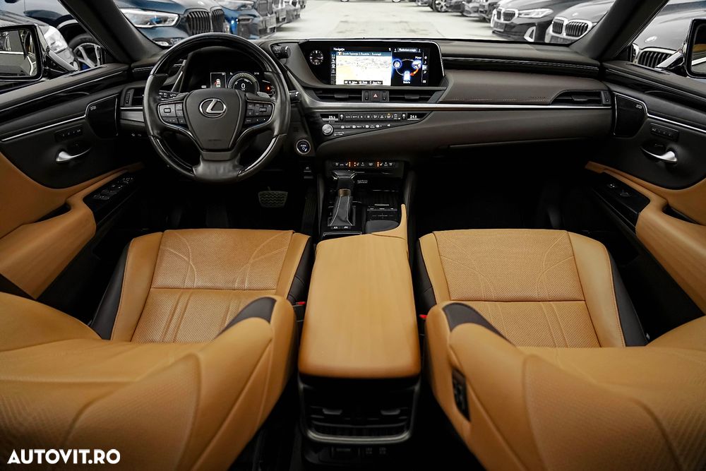 Lexus Seria ES 300h Style Edition - 3