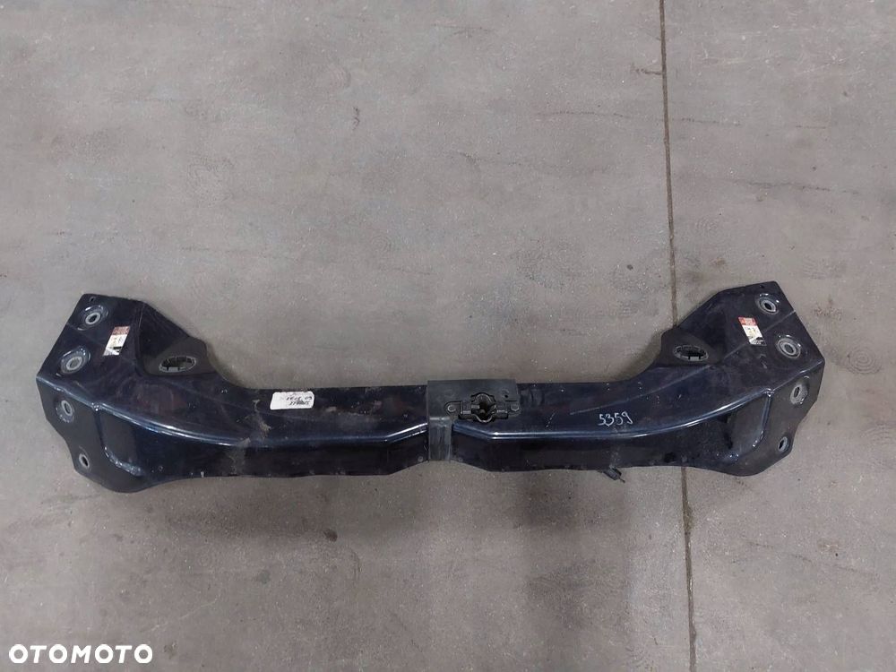 PAS PRZEDNI GÓRNY MERCEDES W163 ML - 1