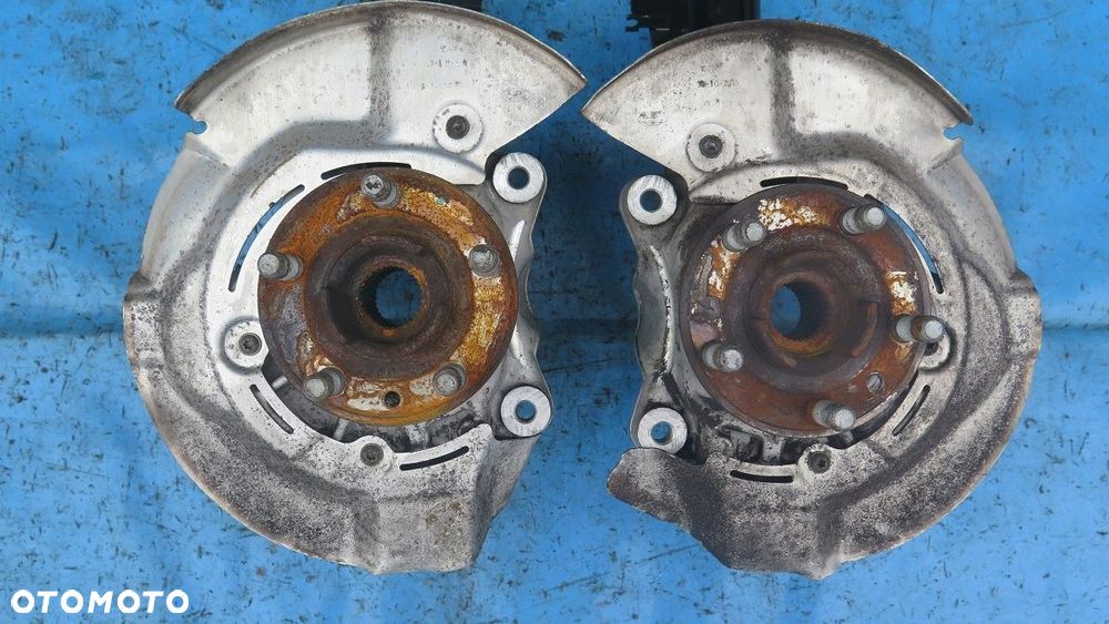 Zwrotnica Piasta Przód Prawa lub Lewa LAND ROVER EVOQUE I L538