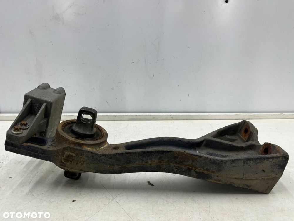 Poduszka dyferencjału Mercedes Vito Viano w639 03-14r podpora dyfru mostu łapa mocowanie a6393530595 - 6