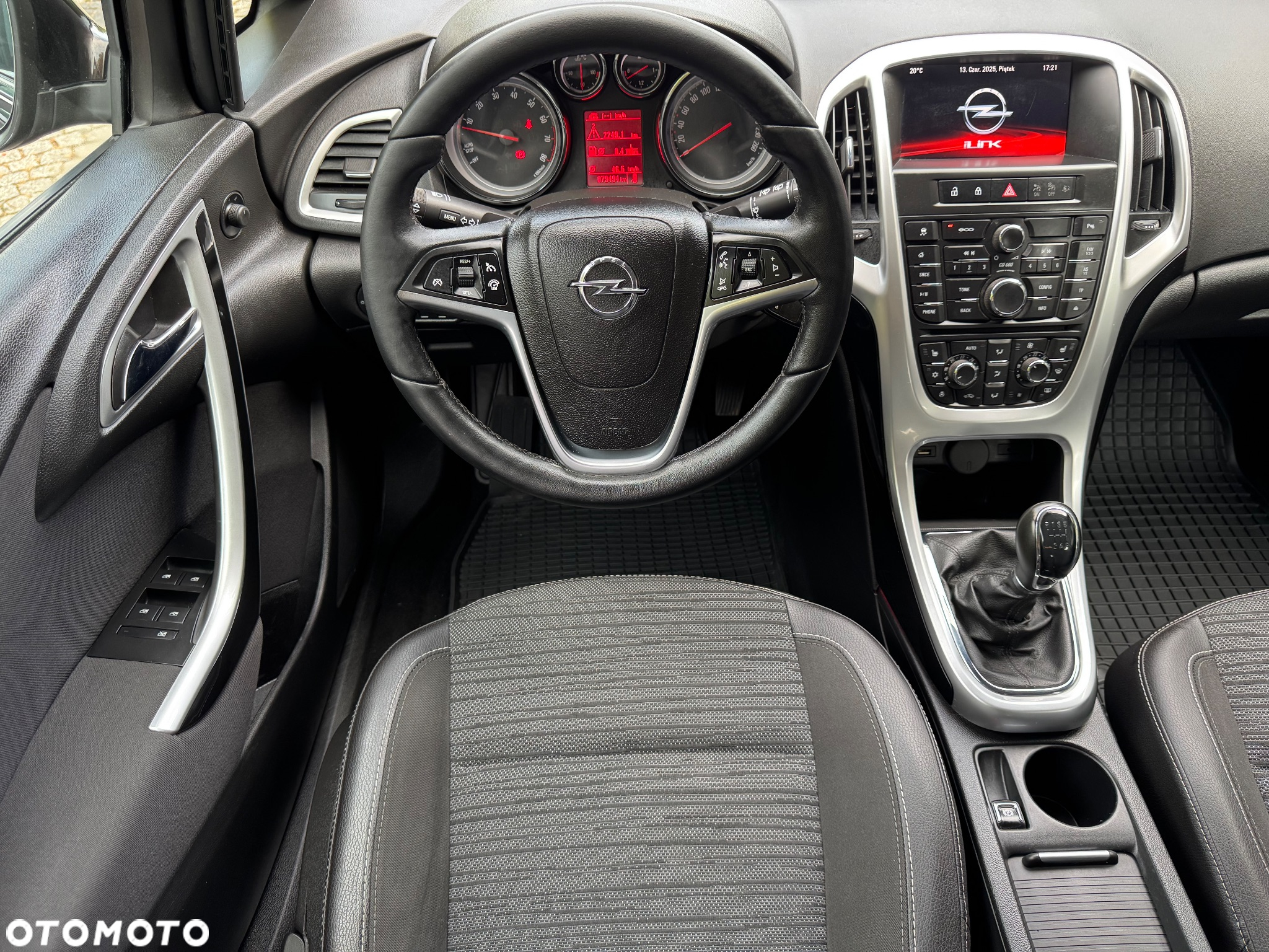 Opel Astra IV 1.4 T Cosmo - 18