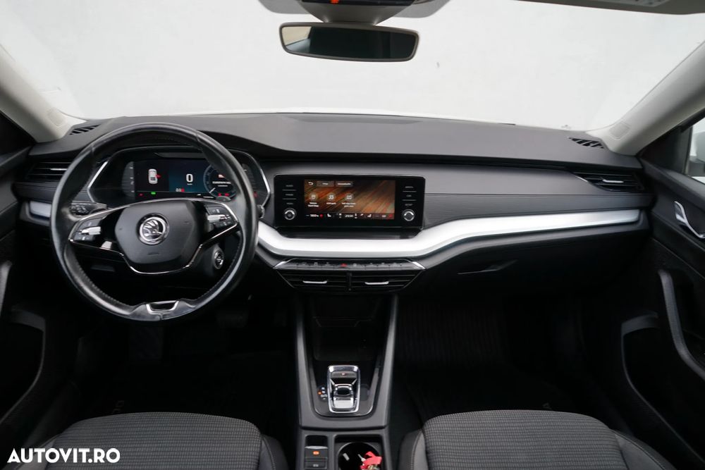 Skoda Octavia 2.0 TDI DSG Ambition - 23