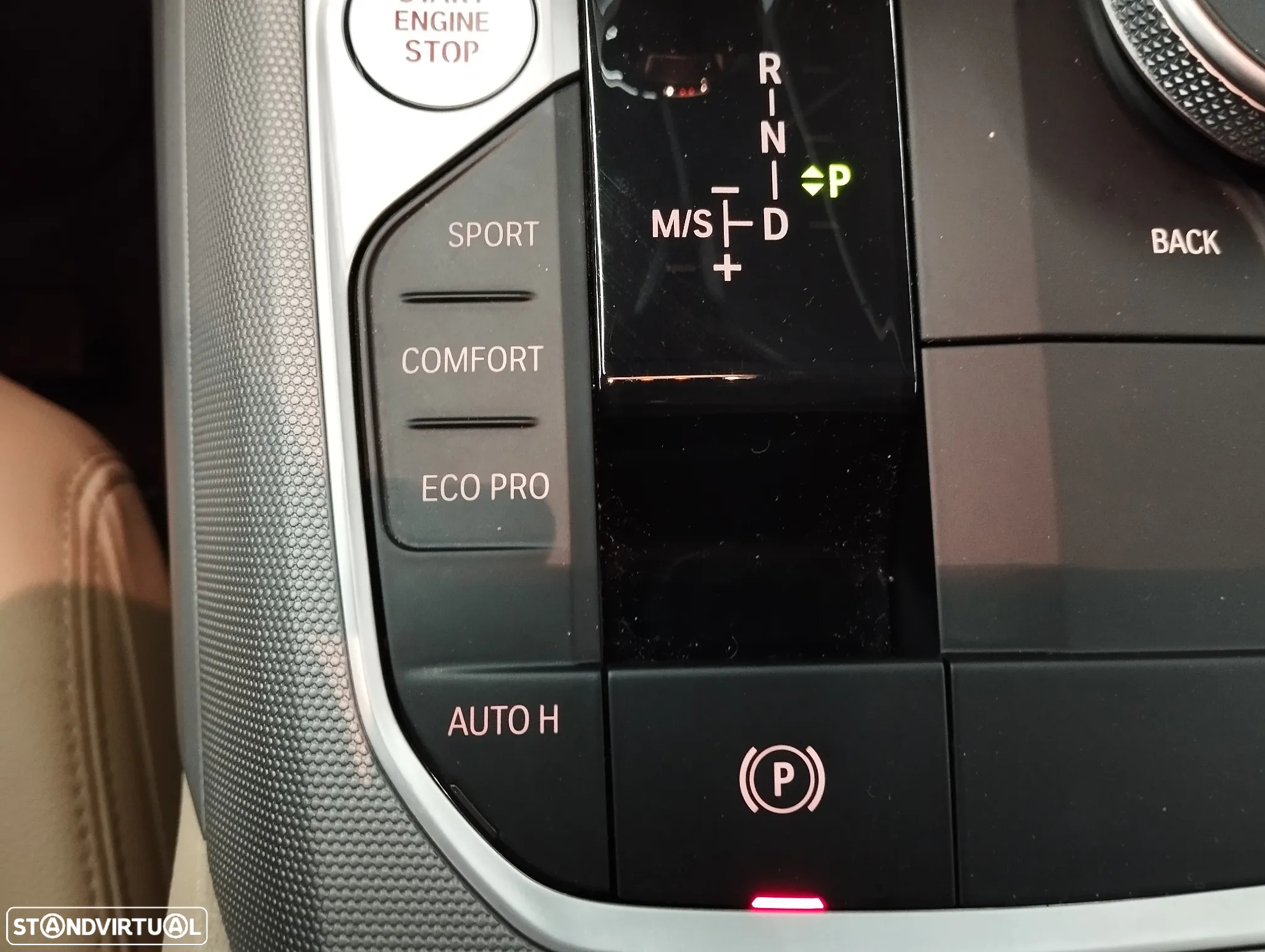 BMW 318 d Touring Auto - 42
