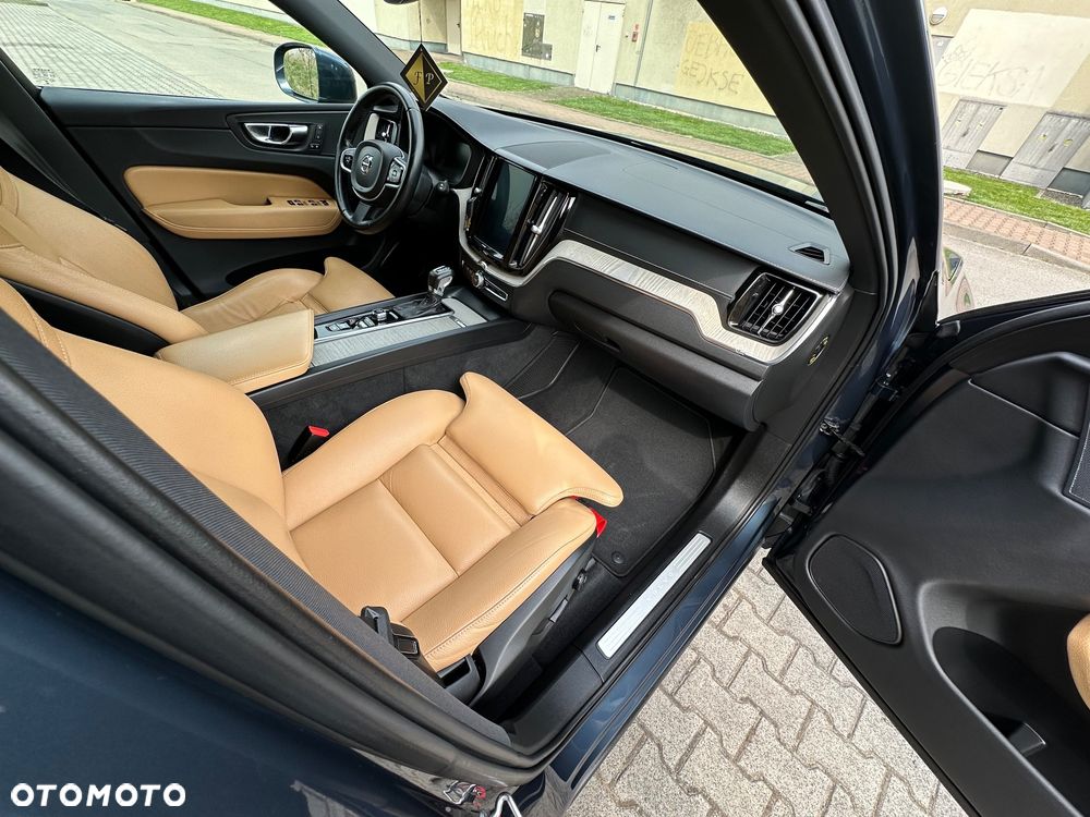 Volvo XC 60 D4 AWD Geartronic Inscription - 22