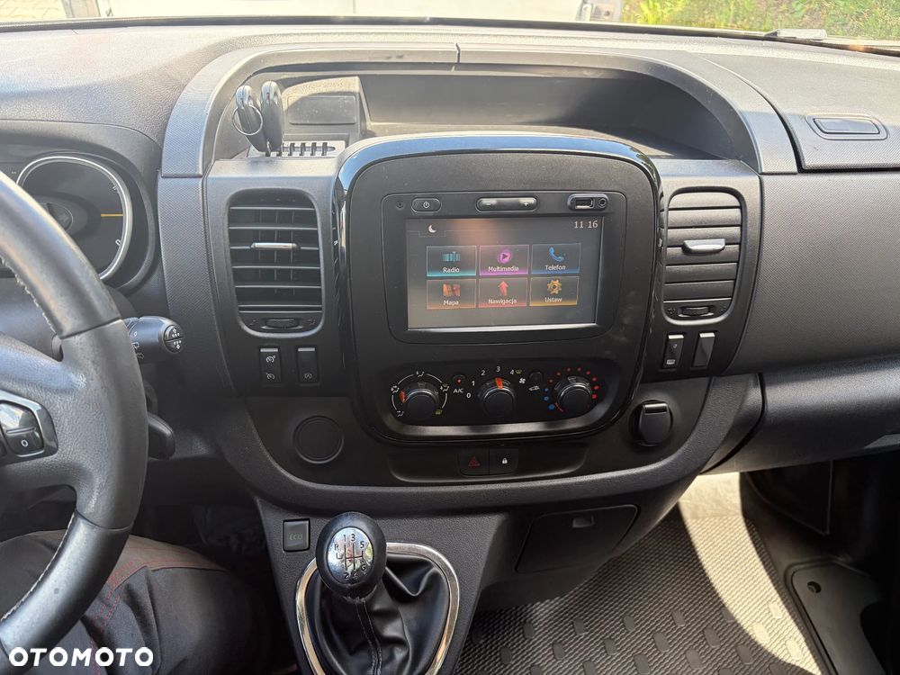 Opel Vivaro - 8