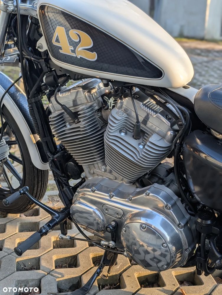 Harley-Davidson Sportster Iron 883 - 8