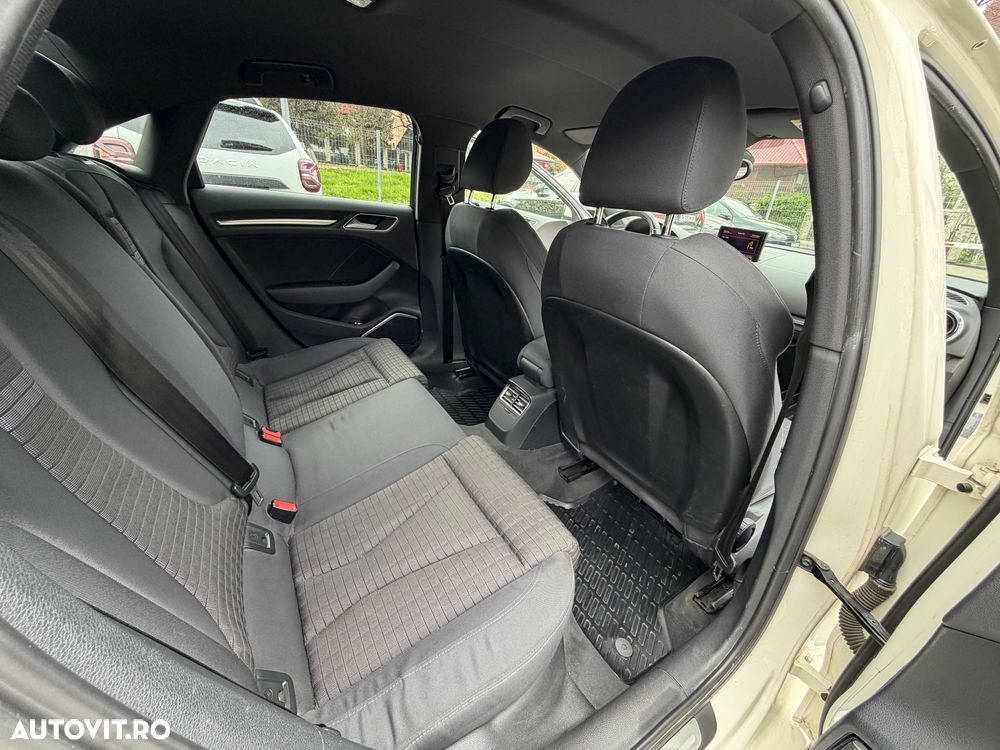Audi A3 2.0 TDI S tronic - 4