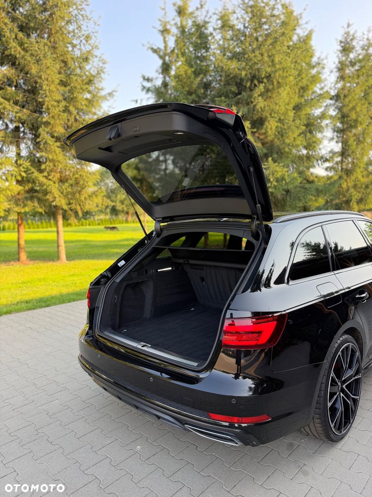 Audi A4 Avant 40 TDI Quattro S Line S tronic - 32