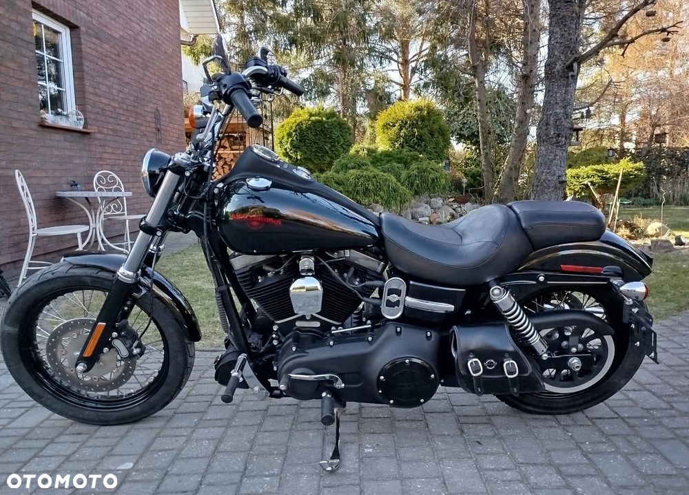 Harley-Davidson Dyna Street Bob - 2