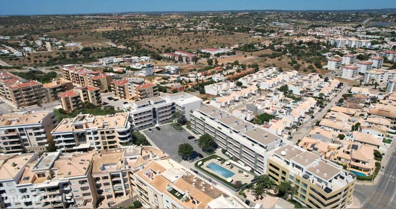 NOVO EMPREENDIMENTO DE APARTAMENTOS LUXUOSOS E MODERNOS, EM LAGOS - Grande imagem: 3/15