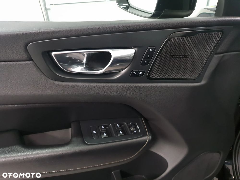 Volvo XC 60 D4 Geartronic Inscription - 12