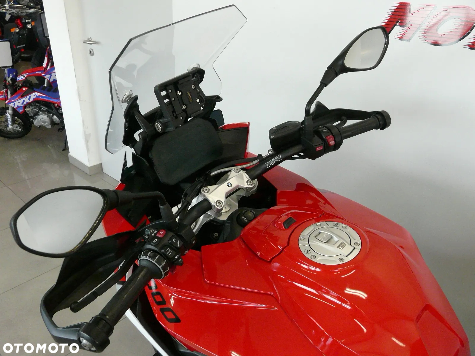 BMW S - 23
