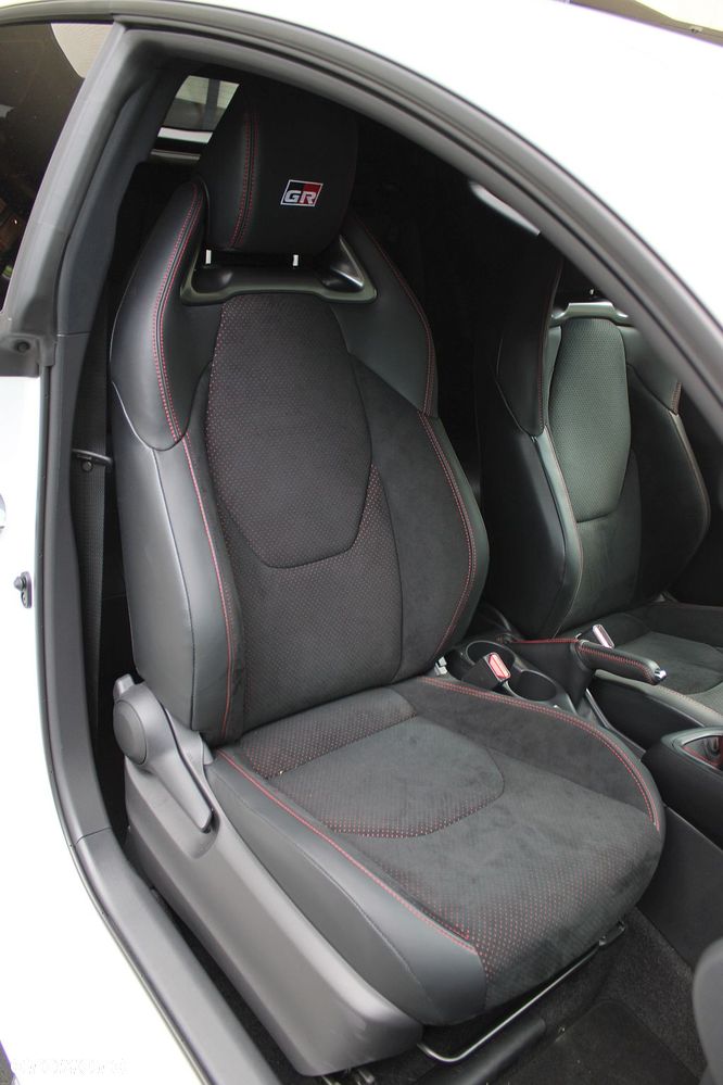 Toyota Yaris GR - 15
