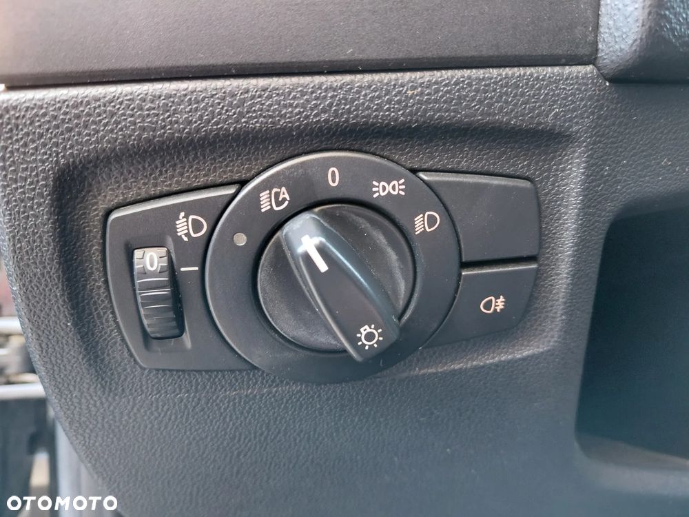BMW Seria 1 - 24
