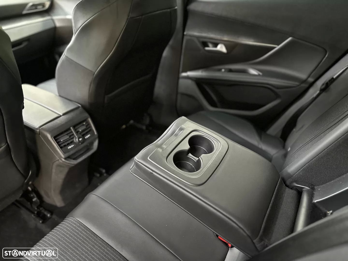 Peugeot 3008 PureTech 130 Stop & Start EAT6 Allure - 14