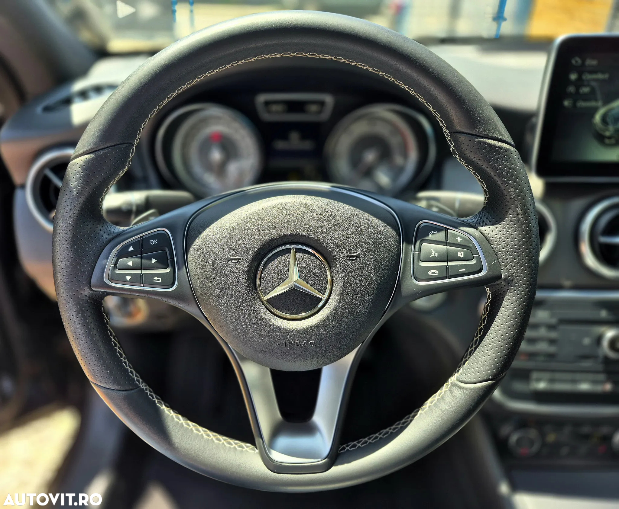 Mercedes-Benz CLA 200 d 4Matic 7G-DCT UrbanStyle Edition - 25