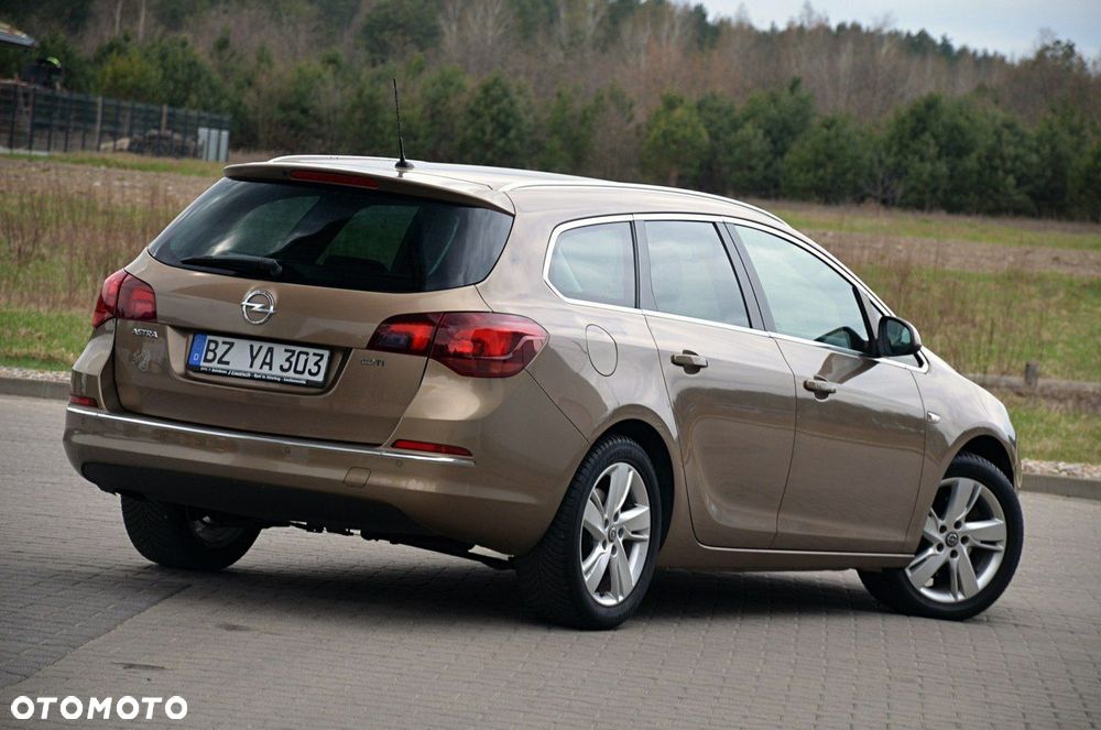 Opel Astra - 10