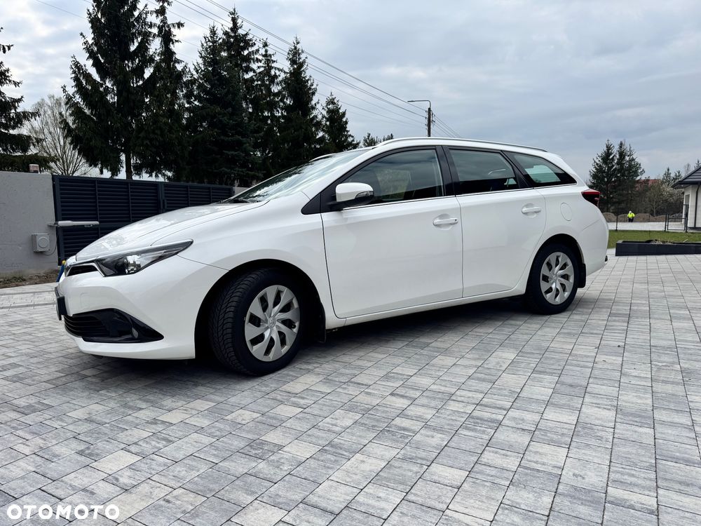 Toyota Auris 1.6 Comfort - 3