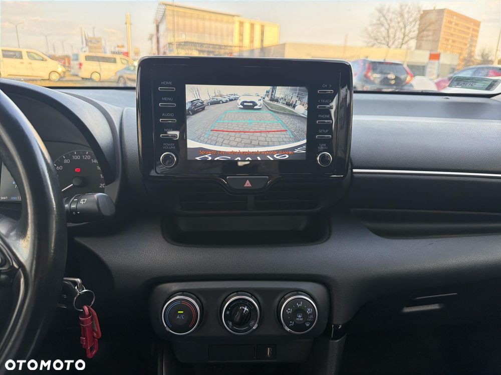 Toyota Yaris - 16
