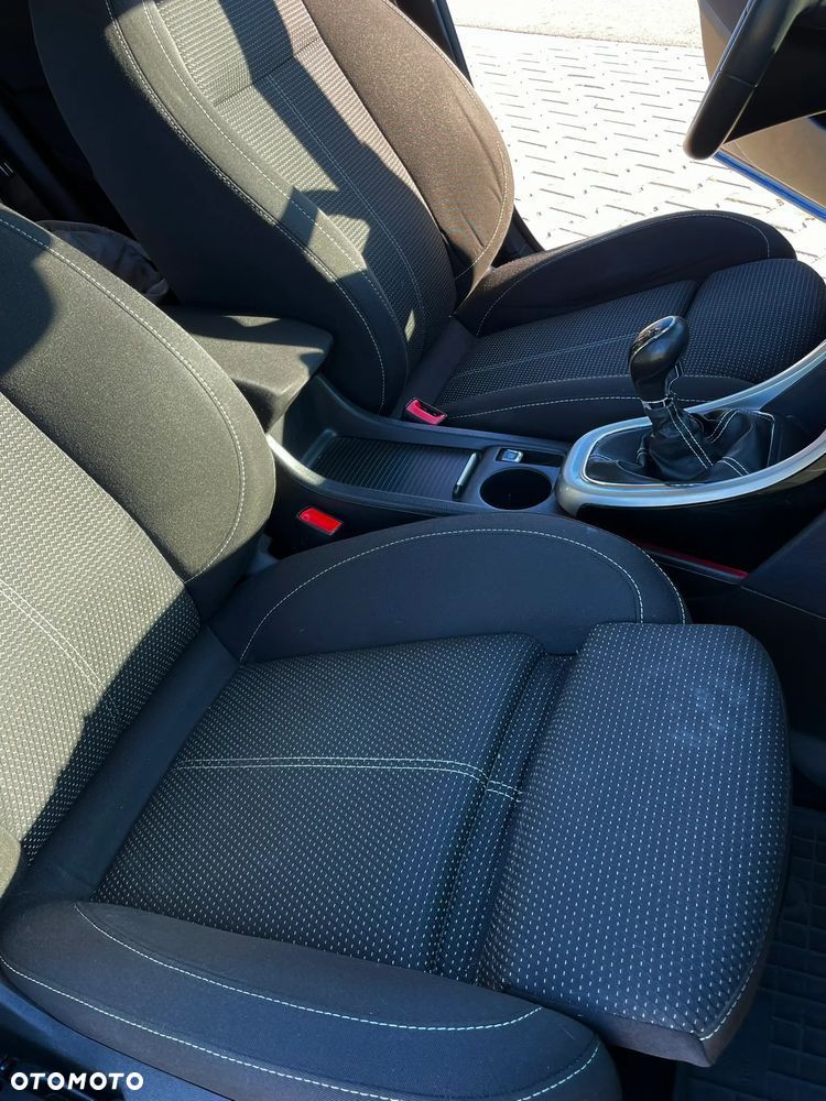 Opel Astra IV 1.4 T Sport - 16