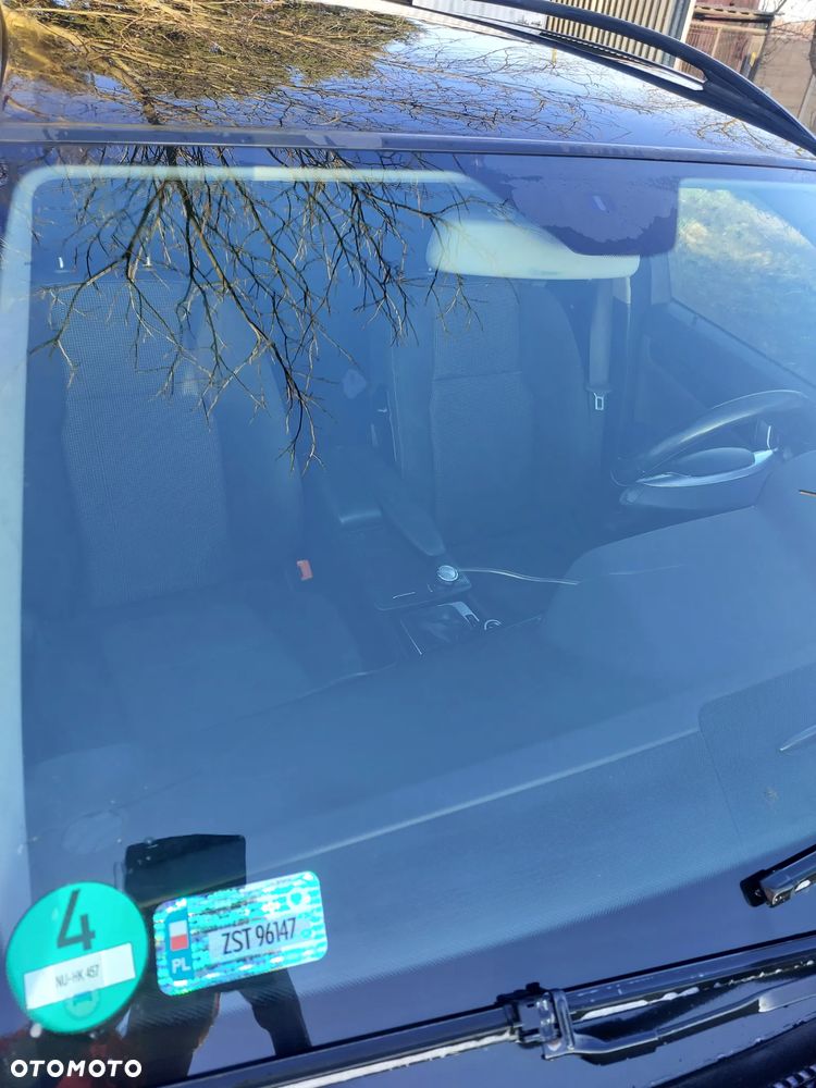 Mercedes-Benz Klasa C 180 CGI Automatik BlueEFFICIENCY - 8