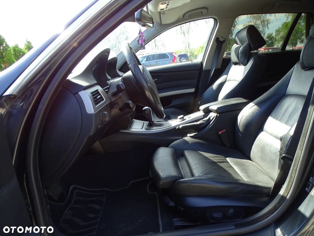 BMW Seria 3 - 12