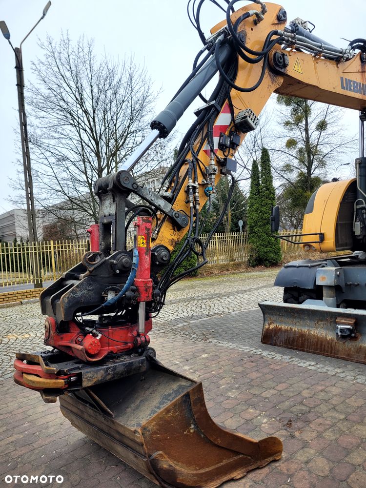 Liebherr 918 Compact - 7