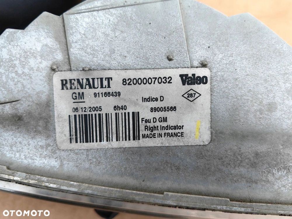 Kierunkowskaz Prawy przód RENAULT TRAFIC 8200007032 OPEL VIVARO 91166439 - 4