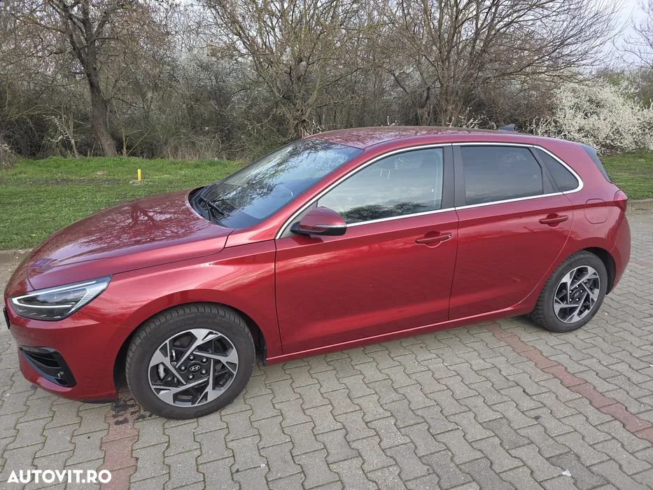 Hyundai i30 1.5 96CP M/T Highway - 1