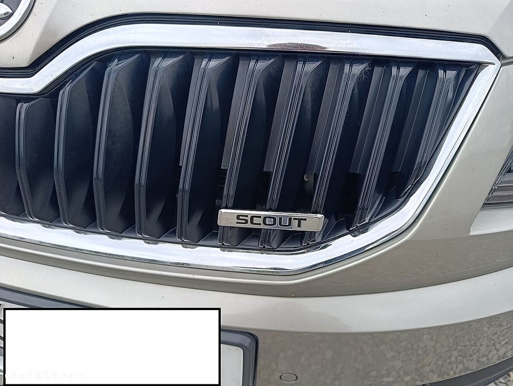 Skoda Octavia Scout 2.0 TDI 4x4 DSG - 14
