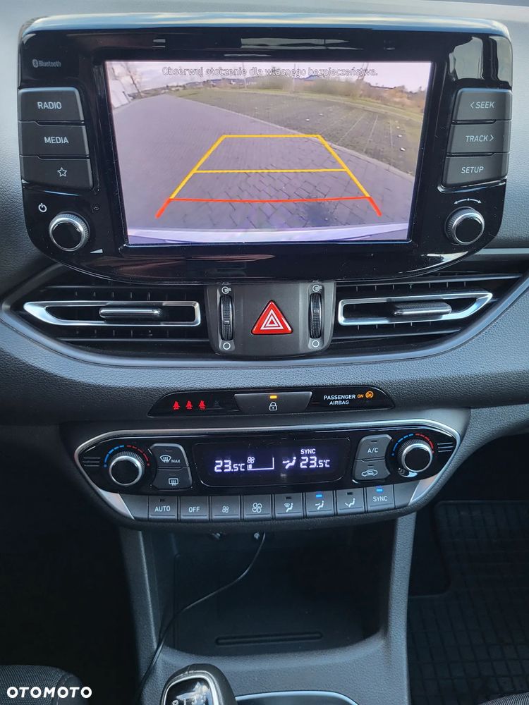 Hyundai i30 1.0 T-GDI 48V-Hybrid Trend - 11