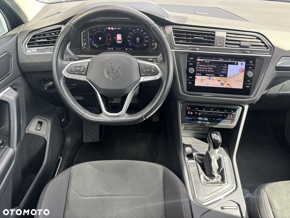 Volkswagen Tiguan - 10