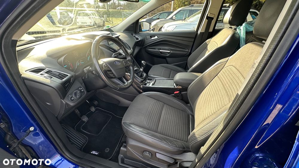 Ford Kuga 2.0 TDCi 4x4 Titanium - 6