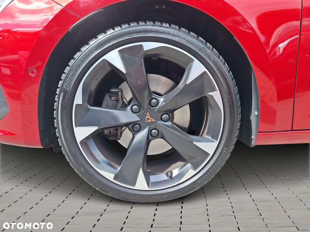 Cupra Leon 2.0 TSI DSG - 34