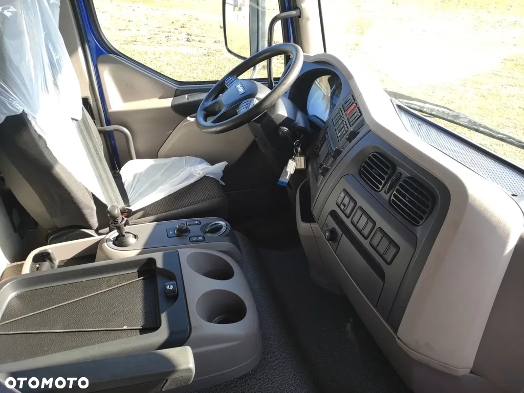 DAF LF 320 ramo do zabudowy 18DMC - 7
