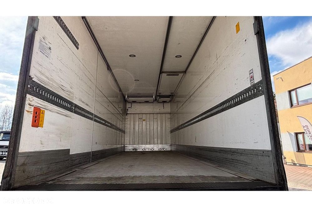 Mercedes-Benz Actros 1835 4x2 SIDE OPENING + CARRIER SUPRA 1150 Mt - 12