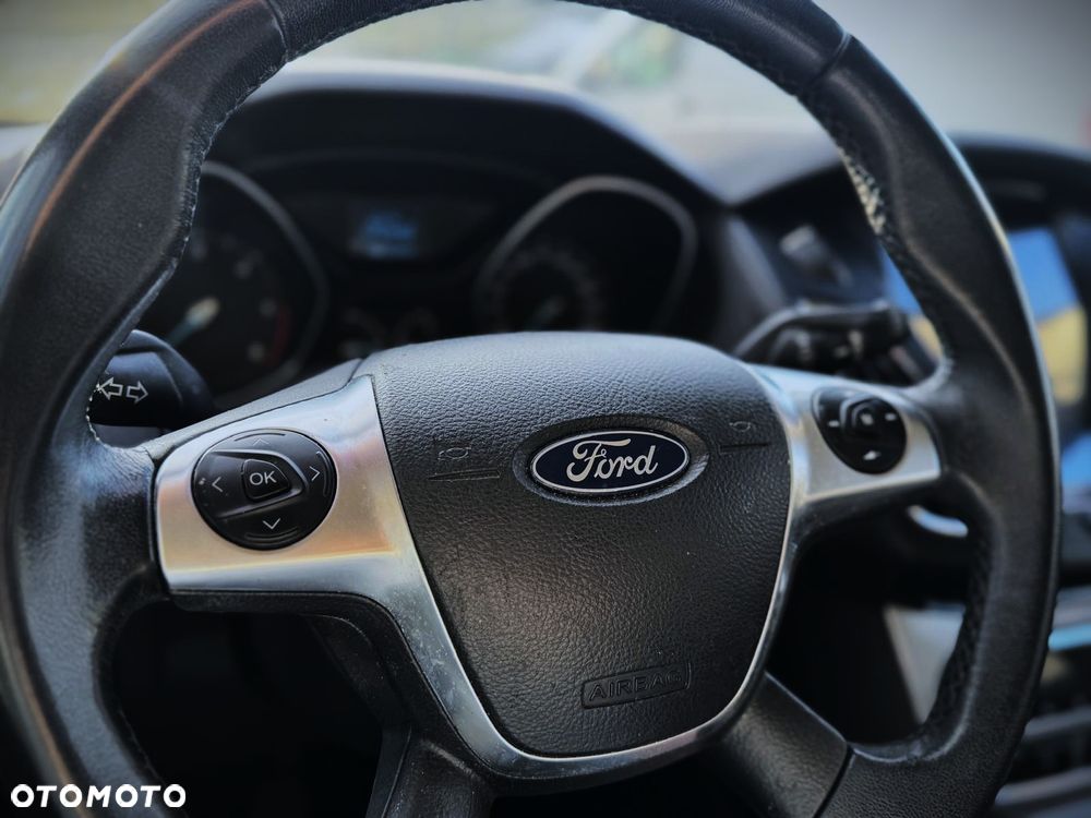 Ford Focus - 13