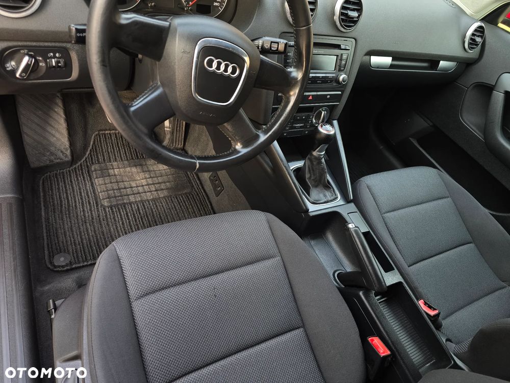 Audi A3 Sportback 1.8 TFSI Ambition - 22