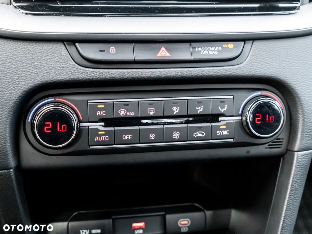 Kia Ceed 1.5 T-GDI M - 16