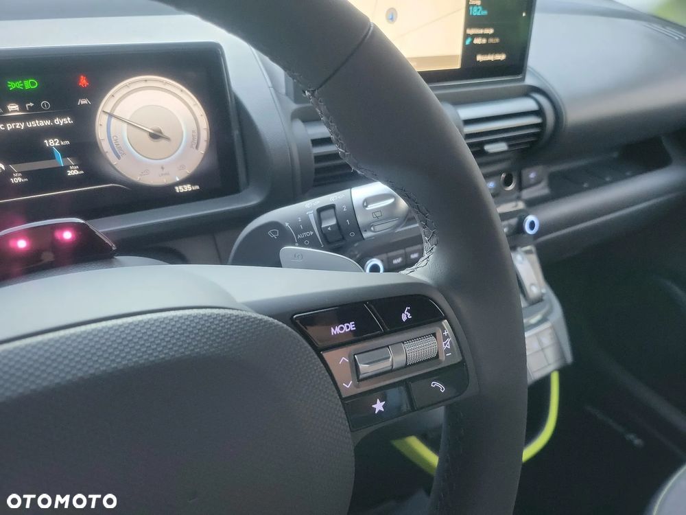 Hyundai Inster 49kWh Cross - 19