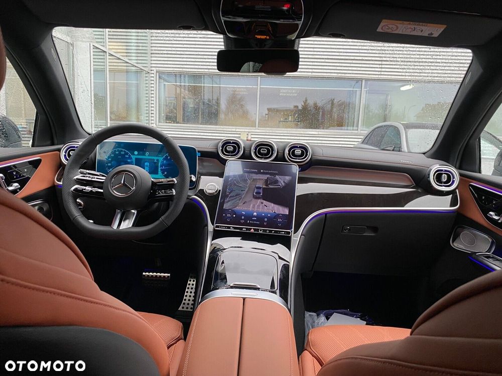 Mercedes-Benz GLC - 22