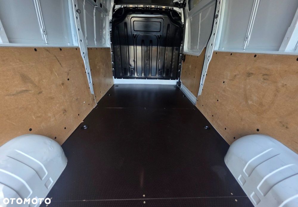 Renault Master - 30